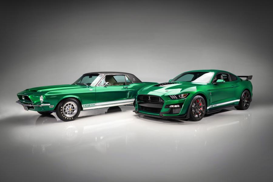  Ford Mustang Shelby GT500 2019 года  (фото 2 из 11)